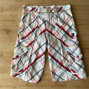 Coogi Mens Cargo Shorts W38 Plaid Multicolor Y2K Streetwear Utility Summer